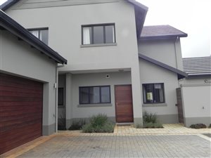3 Bed House in Cotswold Downs Estate