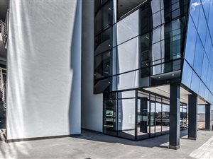 10 m² Office Space in Waterkloof Glen