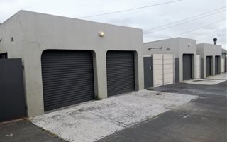 2 Bedroom Cluster in Parow
