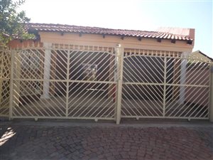 1 Bed Apartment in Mamelodi East