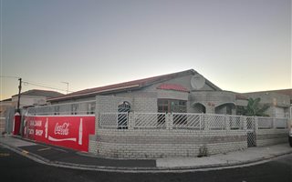 3 Bedroom House in Strandfontein