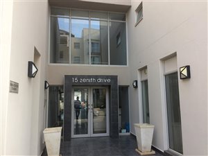 115 m² Commercial space in New Town Centre