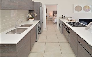 3 Bedroom Apartment in Oakdene