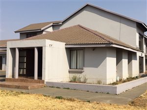 8 Bed House in Blue Saddle Ranches