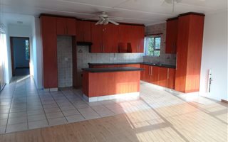 2 Bedroom Garden Cottage in Despatch