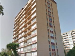 2 Bed Apartment in Arcadia