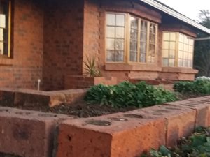 3 Bed Simplex in Hayfields