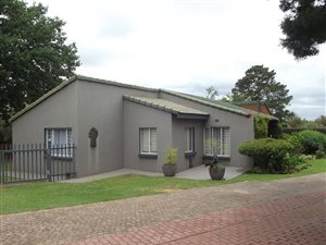 4 Bed House in Gholfsig