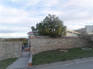 4 Bed House in Malabar