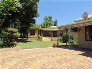 8 Bed House in Welgelegen