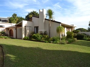 4 Bed House in Brandwacht