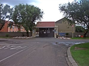 3 Bed Townhouse in Verwoerdpark