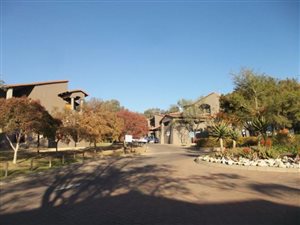 2 Bed Apartment in Maroeladal