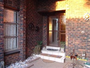 4 Bed House in Vanderbijlpark SW2