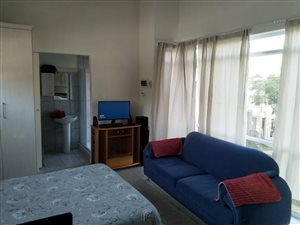 Bachelor apartment in Nelspruit