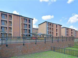 2 Bedroom Apartment in Halfway Gardens