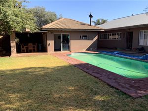 3 Bed House in Rhodesdene