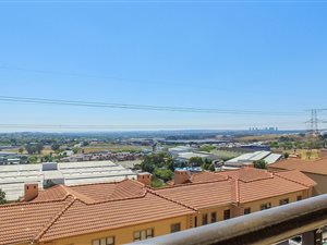 2 Bed Townhouse in Sunnyrock