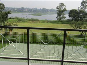 250 m² Office Space in Kleinfontein