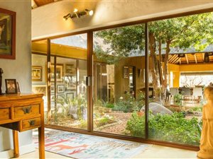 4 Bed House in Raptors View Wildlife Estate