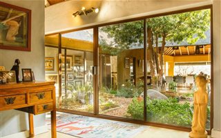 4 Bedroom House in Raptors View Wildlife Estate