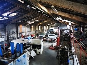 1000 m² Commercial space in Jacobs