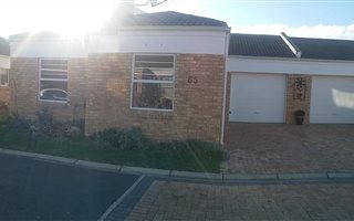 2 Bedroom House in Whispering Pines