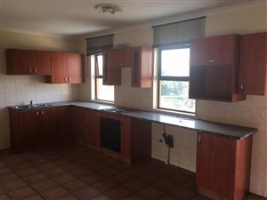 3 Bed Townhouse in Germiston South