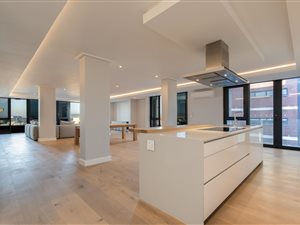 4 Bed Apartment in Green Point