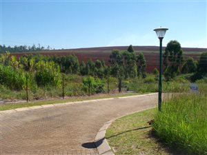 805 m² Land available in White River AH