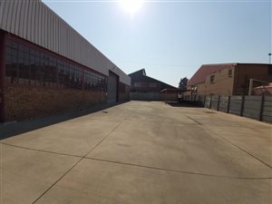 800 m² Industrial space in Alrode