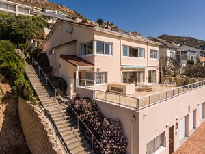 4 Bed House in Fish Hoek