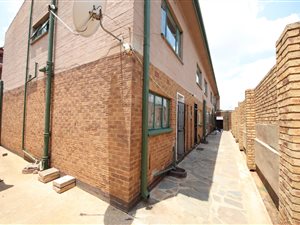 Commercial space in Jeppestown