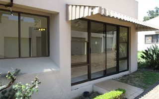 2 Bedroom Apartment in Nelspruit Industrial