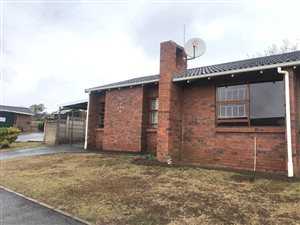 3 Bed Townhouse in Bisley