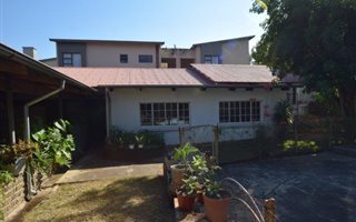 2 Bedroom Apartment in Sonheuwel