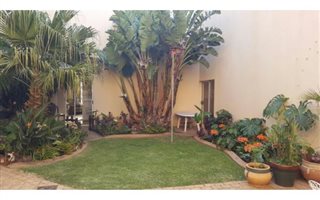 4 Bedroom House in Northvilla