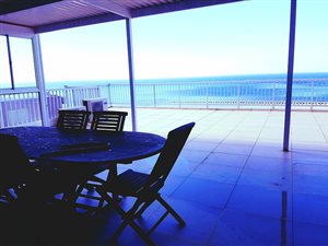 3 Bed Apartment in Umdloti Beach