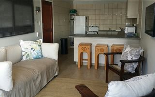 2 Bedroom Flat in Reebok