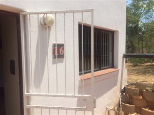 1 Bedroom House in Kosmos