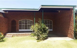2 Bedroom House in Modimole (Nylstroom)