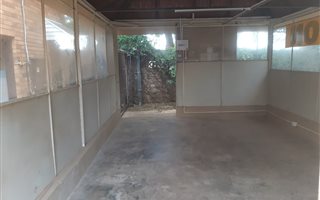 25 m² Commercial space in Highbury