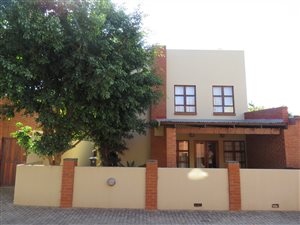 3 Bed Duplex in Die Wilgers