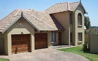 3 Bedroom House in Glen Erasmia