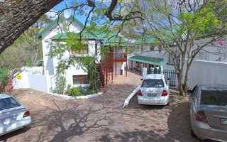 1 Bedroom Apartment in Kingswood