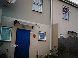 2 Bed House in Pelikan Park