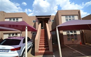 2 Bedroom Townhouse in Mulbarton