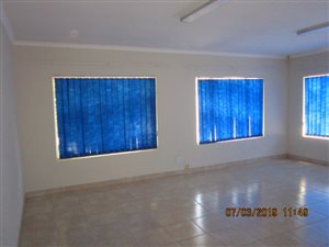 80 m² Office Space in Bo Dorp