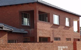 2 Bedroom Apartment in Sinoville