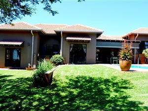 5 Bed House in Poortview
